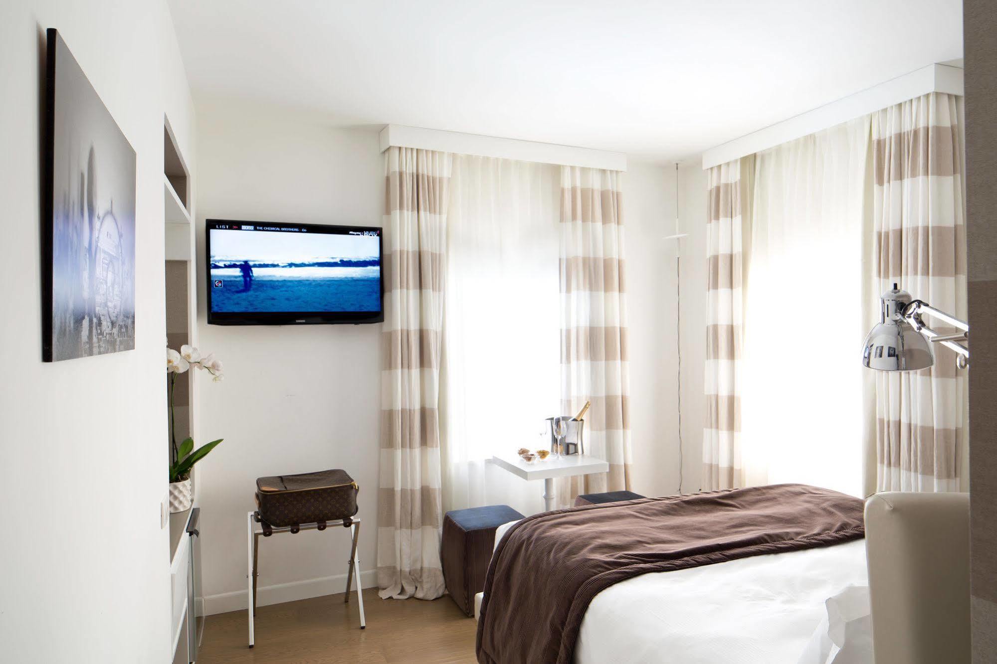 Via Del Corso Home Roma Luaran gambar